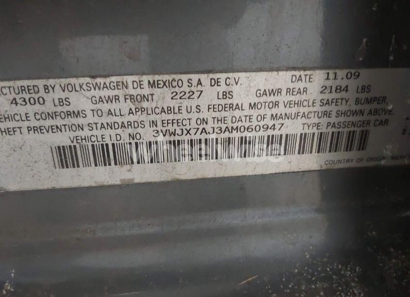 Photo 9 of 2010 Volkswagen Jetta S (VIN 3VWJX7AJ3AM060947)