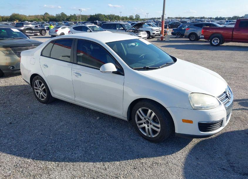 2010 Volkswagen Jetta S (VIN 3VWJX7AJ9AM024776) main photo