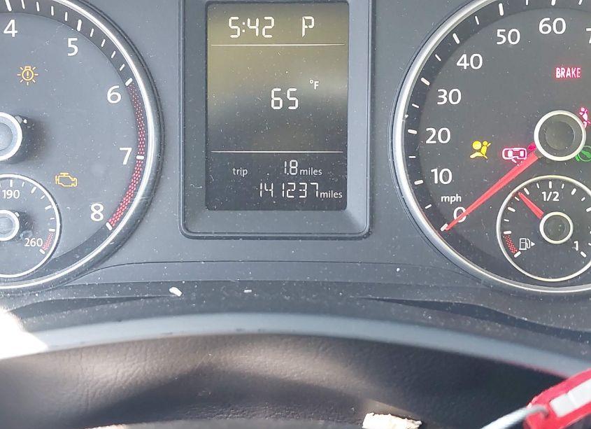 Photo 7 of 2010 Volkswagen Jetta S (VIN 3VWJX7AJXAM002446)