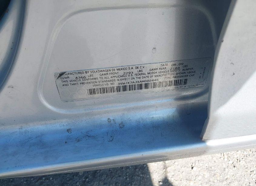 Photo 9 of 2010 Volkswagen Jetta S (VIN 3VWJX7AJXAM002446)