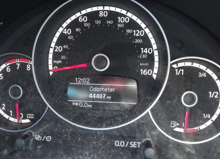 Photo 16 of 2013 Volkswagen Beetle 2.5L (VIN 3VWJX7AT3DM600321)