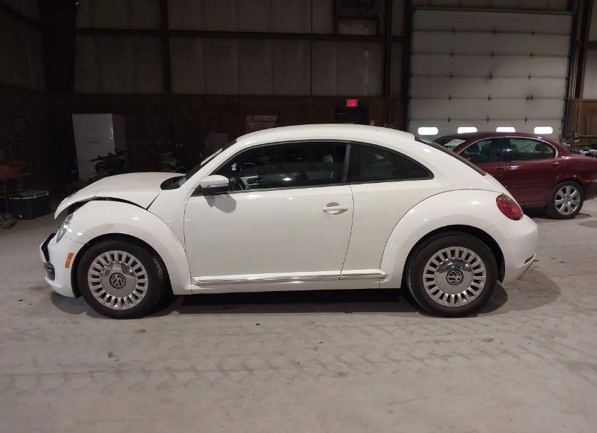 Photo 14 of 2014 Volkswagen Beetle 2.5L (VIN 3VWJX7AT3EM615967)