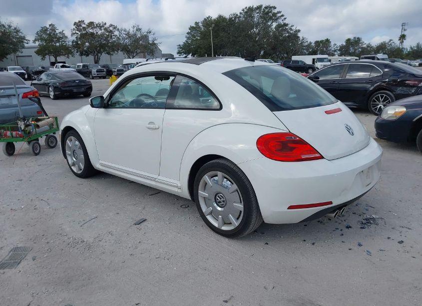 Photo 3 of 2013 Volkswagen Beetle 2.5L (VIN 3VWJX7AT4DM678039)