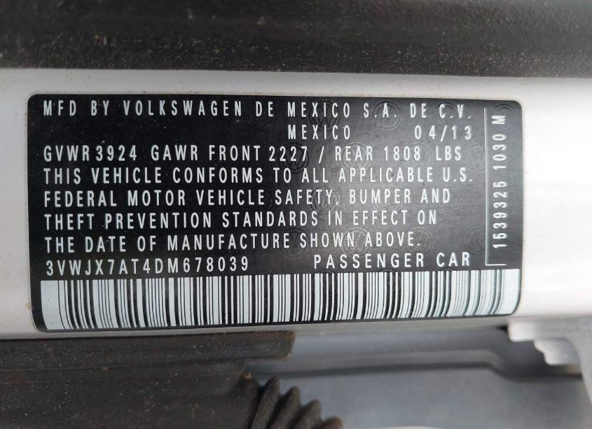 Photo 9 of 2013 Volkswagen Beetle 2.5L (VIN 3VWJX7AT4DM678039)