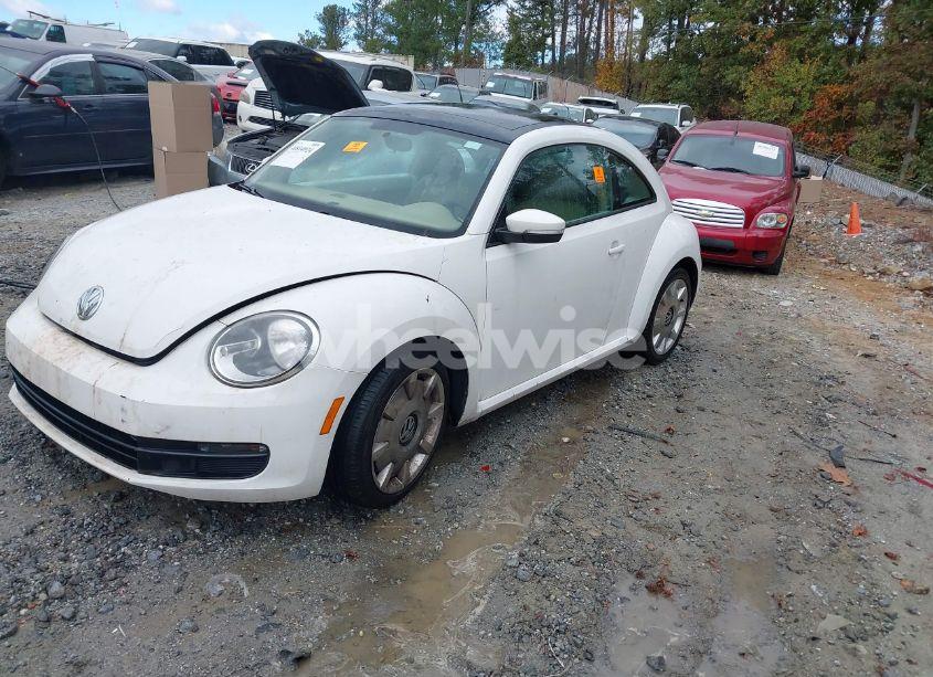 Photo 2 of 2013 Volkswagen Beetle 2.5L (VIN 3VWJX7AT6DM609255)
