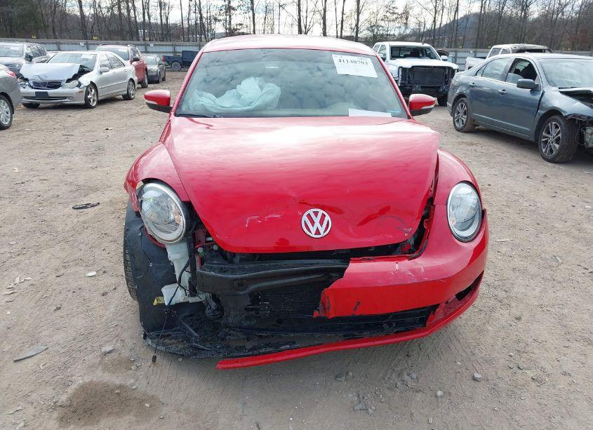 Photo 10 of 2013 Volkswagen Beetle 2.5L (VIN 3VWJX7AT9DM693524)