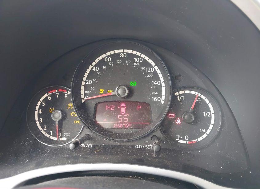 Photo 7 of 2013 Volkswagen Beetle 2.5L (VIN 3VWJX7AT9DM693524)