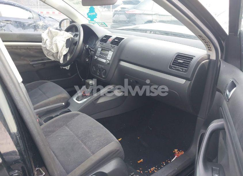 Photo 5 of 2008 Volkswagen Jetta S (VIN 3VWJZ71K18M046235)