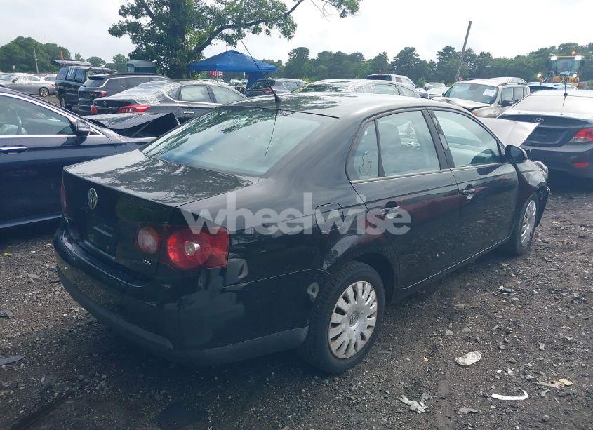 Photo 4 of 2008 Volkswagen Jetta S (VIN 3VWJZ71K28M102750)