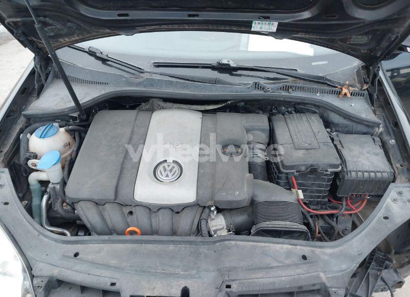 Photo 10 of 2009 Volkswagen Jetta S (VIN 3VWJZ71K49M004417)