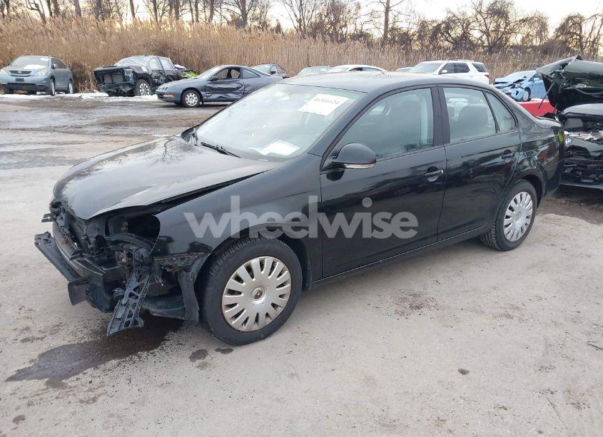 Photo 2 of 2009 Volkswagen Jetta S (VIN 3VWJZ71K49M004417)