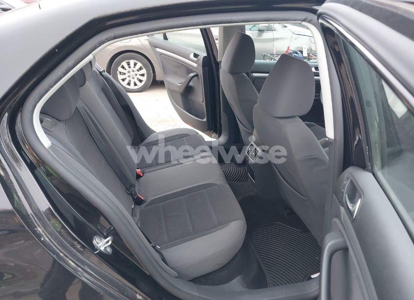 Photo 8 of 2009 Volkswagen Jetta S (VIN 3VWJZ71K49M004417)