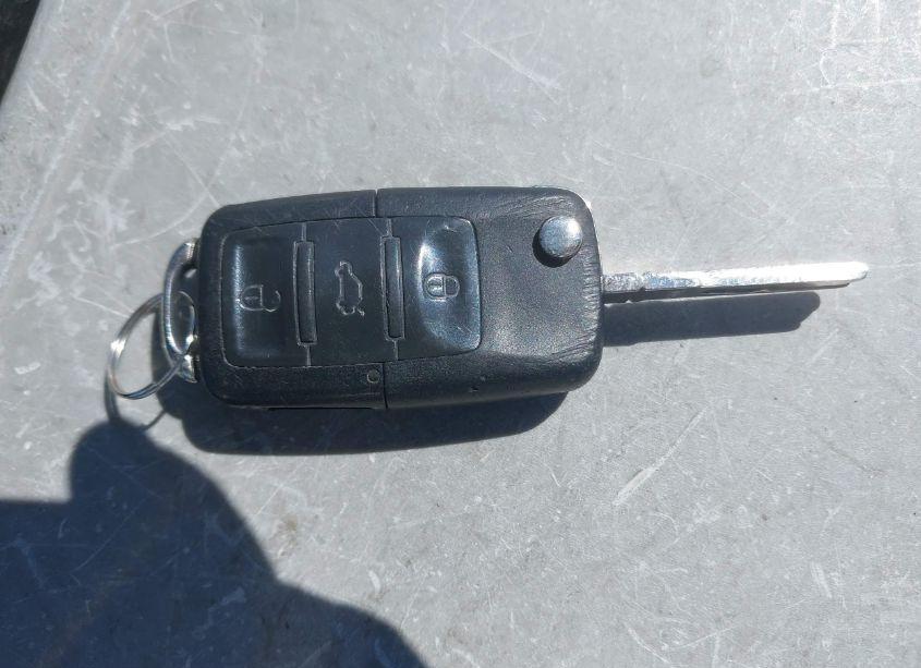 Photo 11 of 2008 Volkswagen Jetta S (VIN 3VWJZ71K58M188734)