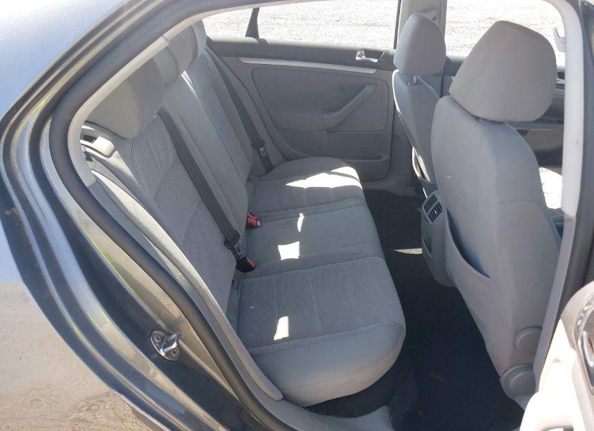 Photo 8 of 2008 Volkswagen Jetta S (VIN 3VWJZ71K58M188734)