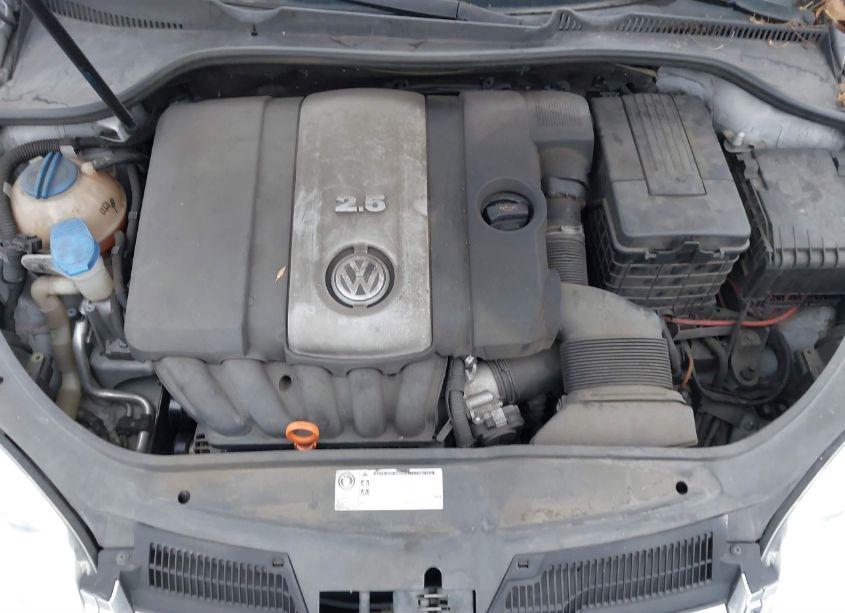 Photo 10 of 2009 Volkswagen Jetta S (VIN 3VWJZ71K69M121349)