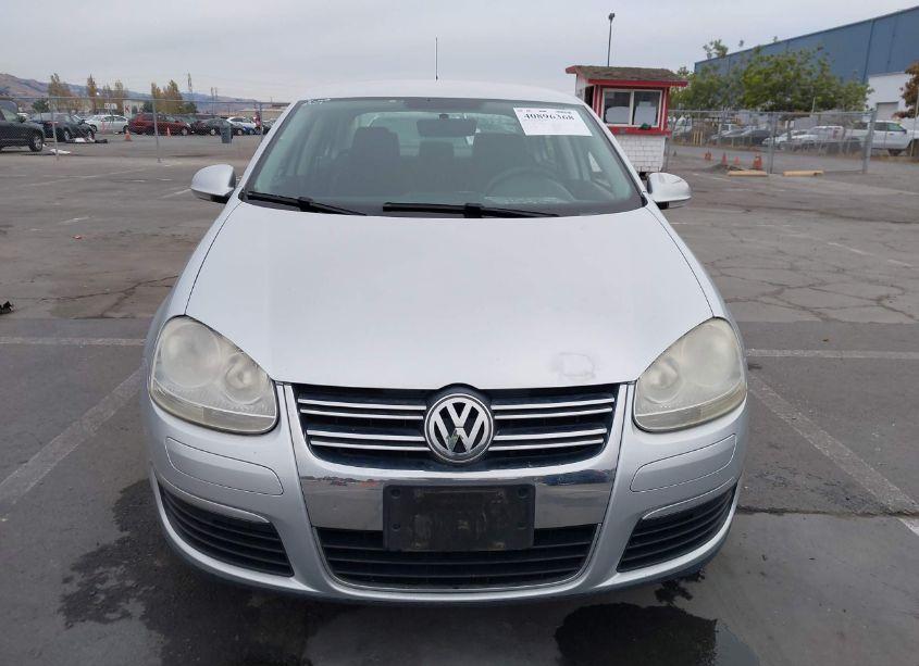 Photo 12 of 2009 Volkswagen Jetta S (VIN 3VWJZ71K69M121349)