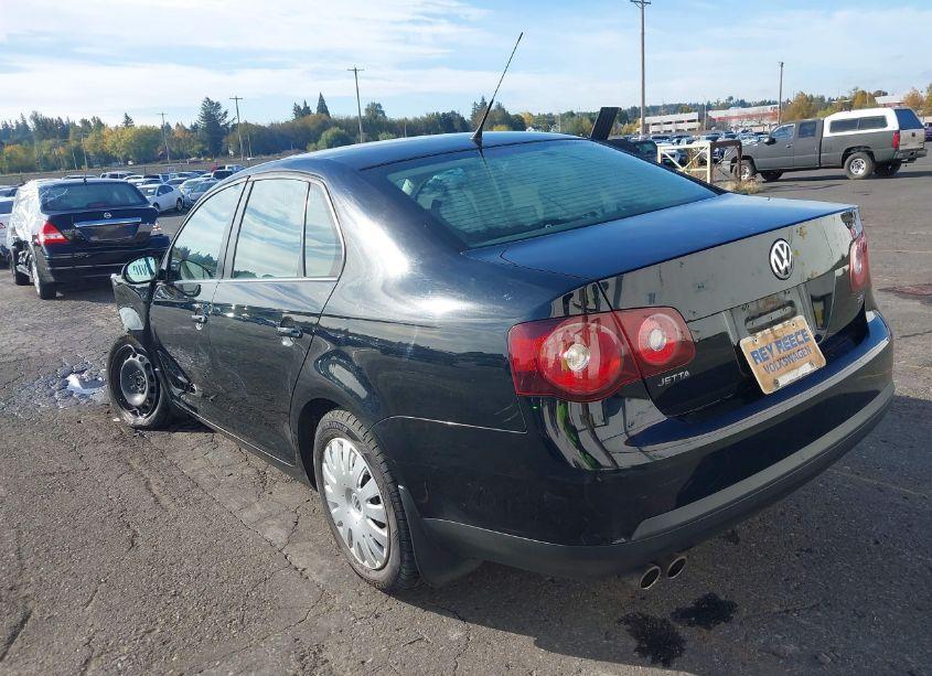 Photo 3 of 2009 Volkswagen Jetta S (VIN 3VWJZ71K69M139916)