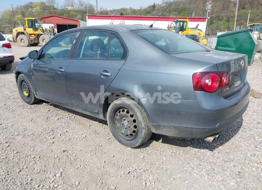 Photo 3 of 2008 Volkswagen Jetta S (VIN 3VWJZ71K78M128499)