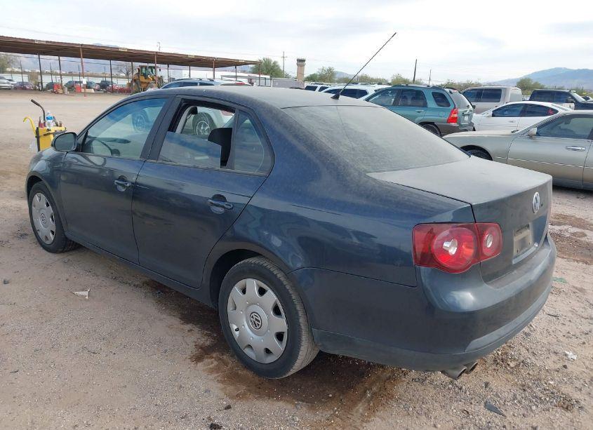 Photo 3 of 2009 Volkswagen Jetta S (VIN 3VWJZ71K79M016058)