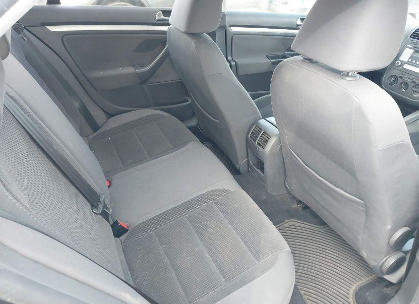 Photo 8 of 2009 Volkswagen Jetta S (VIN 3VWJZ71K79M016058)