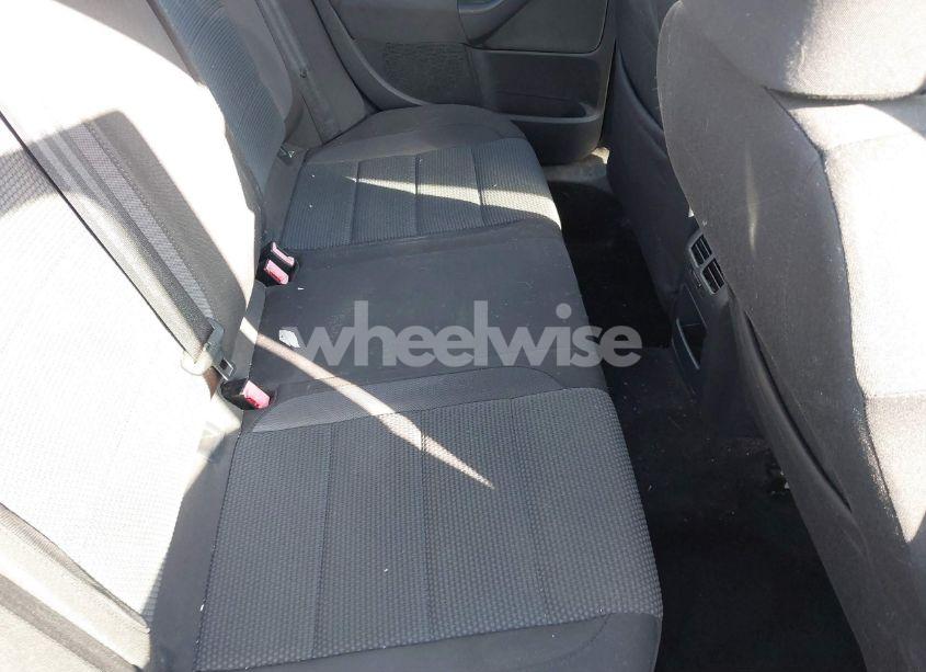 Photo 8 of 2010 Volkswagen Jetta S (VIN 3VWJZ7AJXAM005955)