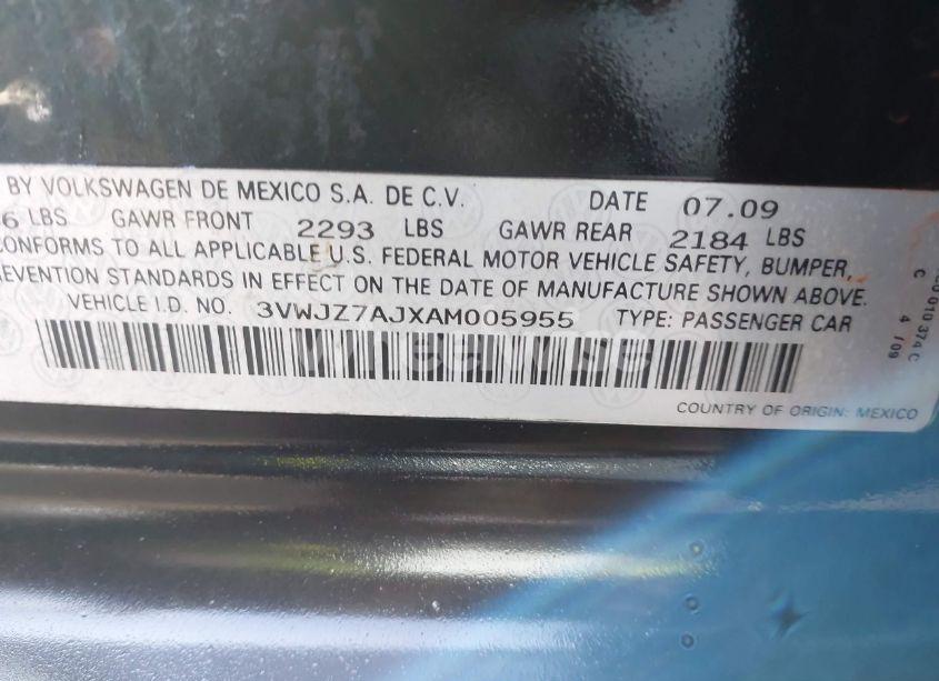 Photo 9 of 2010 Volkswagen Jetta S (VIN 3VWJZ7AJXAM005955)