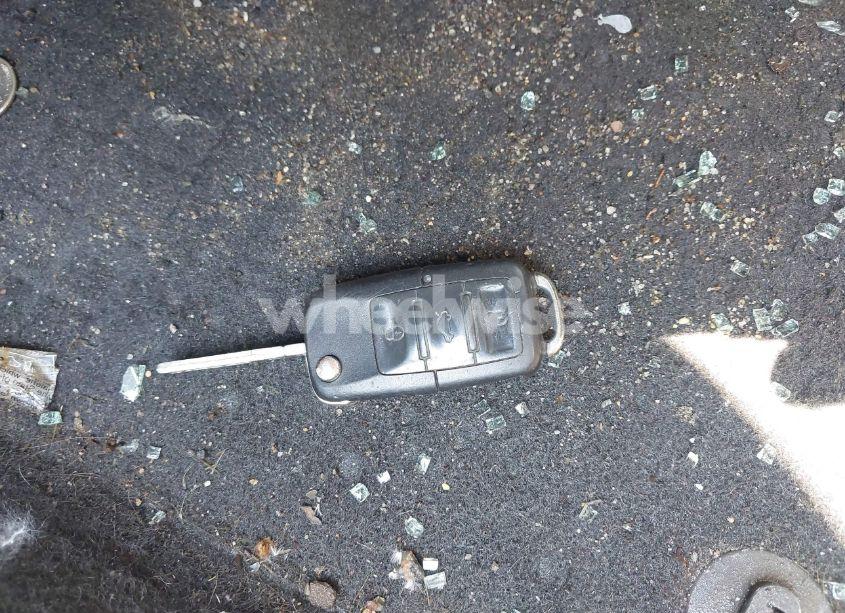 Photo 11 of 2006 Volkswagen Jetta 2.0T (VIN 3VWKJ71K46M769053)