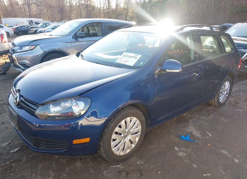 Photo 2 of 2012 Volkswagen Jetta SPORTWAGEN 2.5L S (VIN 3VWKP7AJ5CM641924)