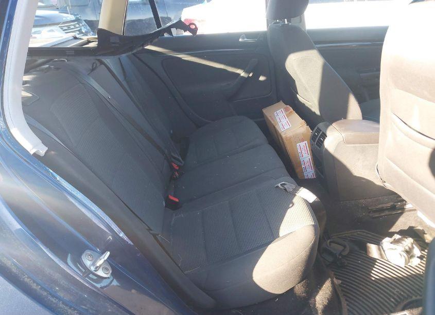 Photo 8 of 2012 Volkswagen Jetta SPORTWAGEN 2.5L S (VIN 3VWKP7AJ5CM641924)