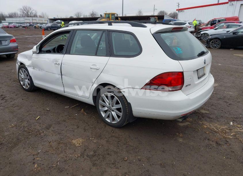 Photo 3 of 2013 Volkswagen Jetta SPORTWAGEN 2.5L S (VIN 3VWKP7AJ6DM677395)