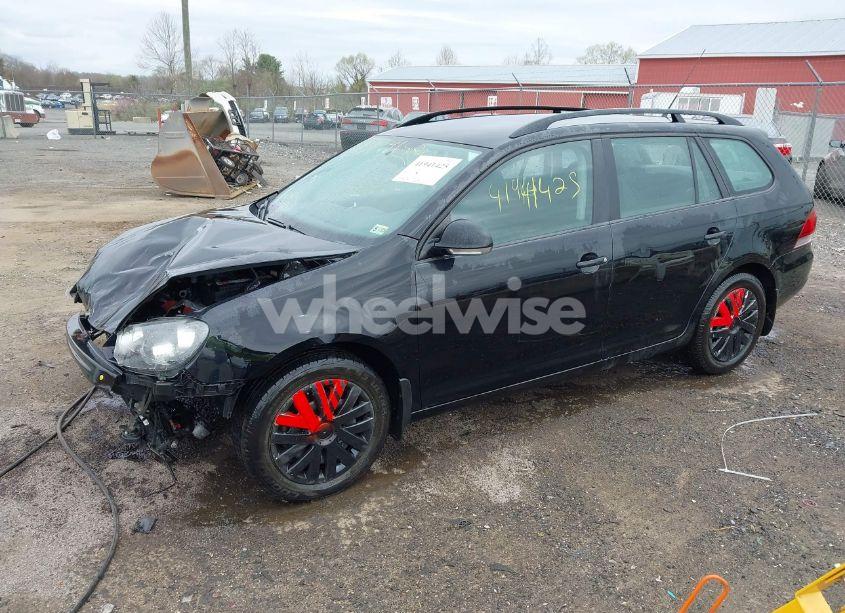 Photo 2 of 2010 Volkswagen Jetta S (VIN 3VWKX7AJ2AM613348)