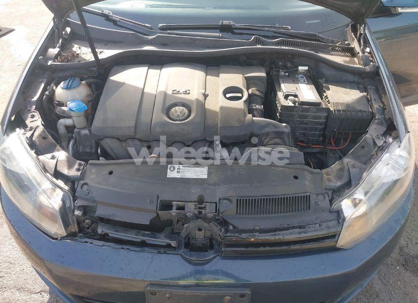 Photo 10 of 2010 Volkswagen Jetta S (VIN 3VWKX7AJ5AM655089)