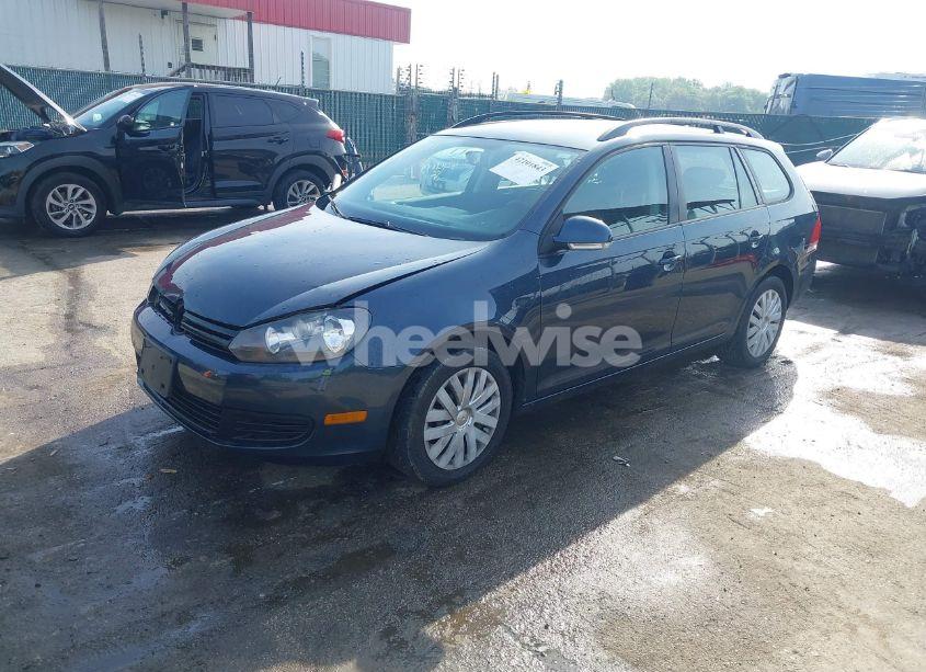 Photo 2 of 2010 Volkswagen Jetta S (VIN 3VWKX7AJ5AM655089)
