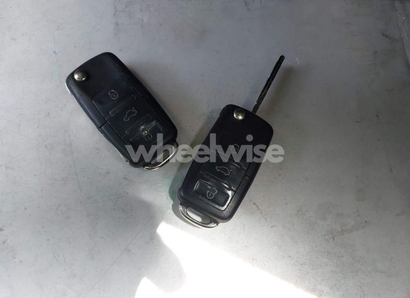 Photo 11 of 2009 Volkswagen Jetta 2.5L S (VIN 3VWKZ71K99M282993)