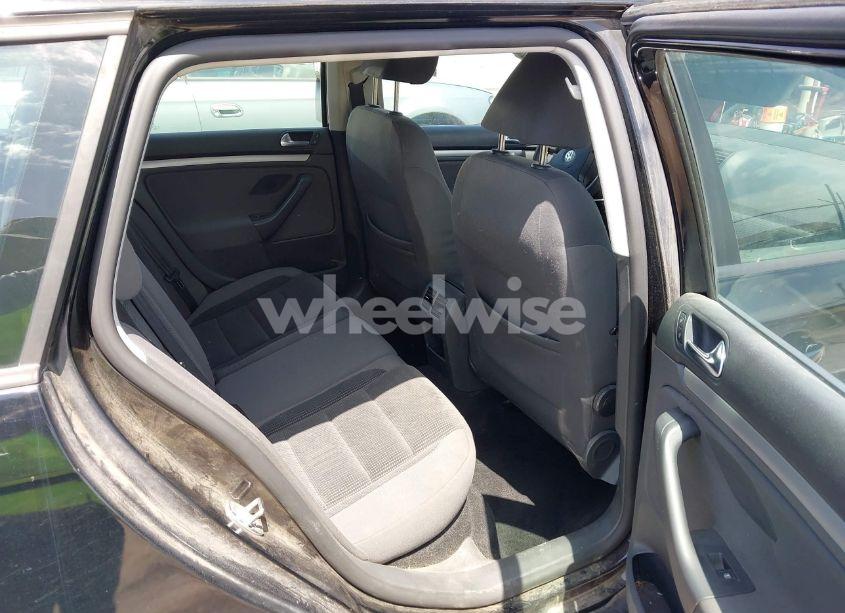 Photo 8 of 2009 Volkswagen Jetta 2.5L S (VIN 3VWKZ71K99M282993)