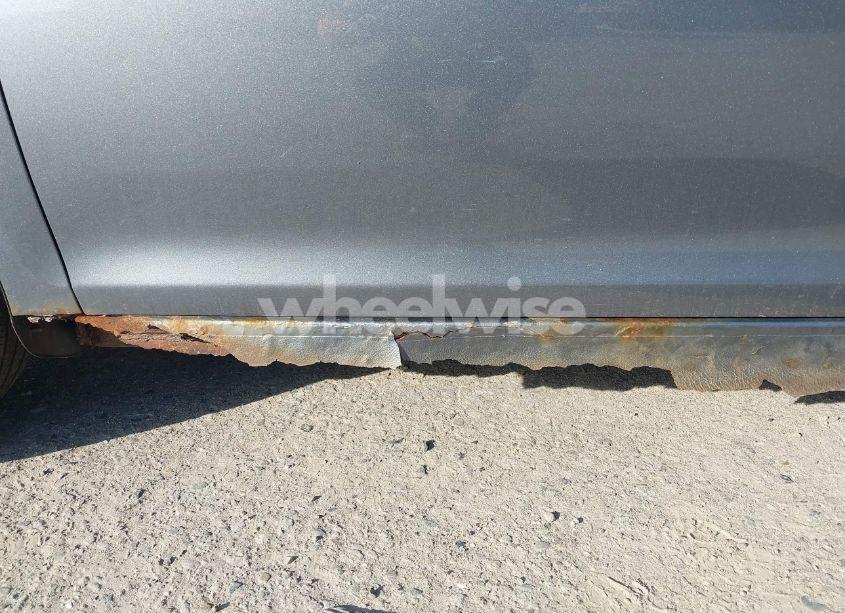 Photo 6 of 2010 Volkswagen Jetta S (VIN 3VWKZ7AJ0AM667497)