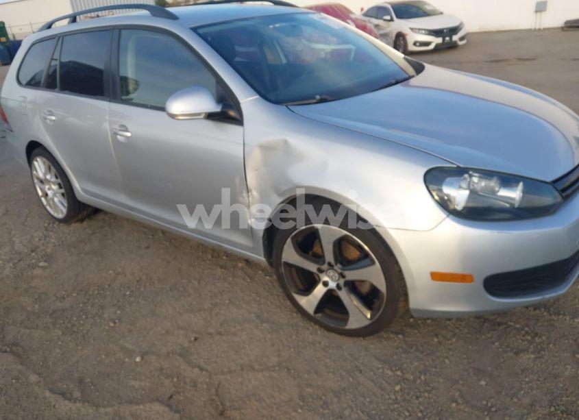 Photo 6 of 2011 Volkswagen Jetta SPORTWAGEN 2.5L S (VIN 3VWKZ7AJ0BM714271)