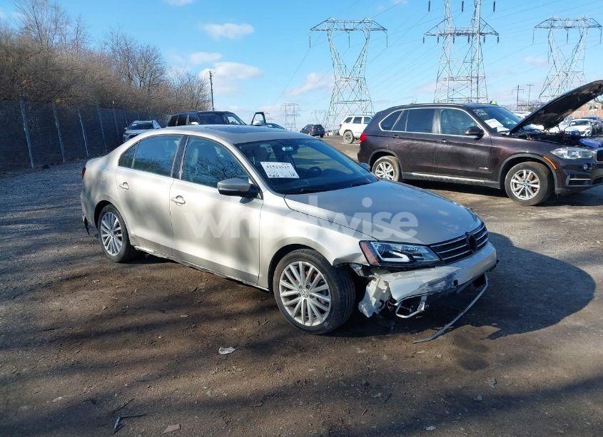 2016 Volkswagen Jetta 1.8T SEL (VIN 3VWL07AJ0GM313695) main photo