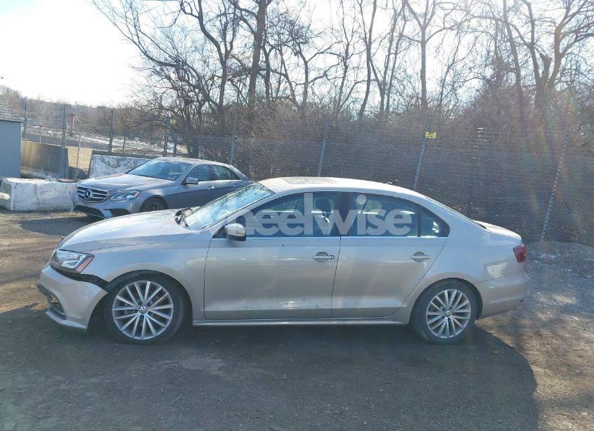 Photo 14 of 2016 Volkswagen Jetta 1.8T SEL (VIN 3VWL07AJ0GM313695)