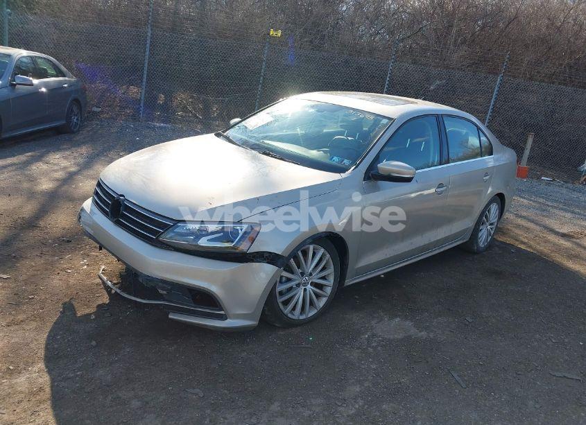 Photo 2 of 2016 Volkswagen Jetta 1.8T SEL (VIN 3VWL07AJ0GM313695)