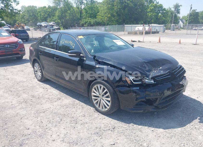 2016 Volkswagen Jetta 1.8T SEL (VIN 3VWL07AJ0GM369006) main photo