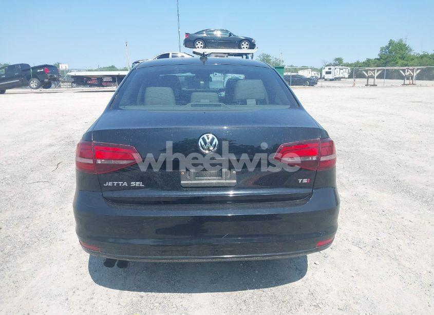 Photo 16 of 2016 Volkswagen Jetta 1.8T SEL (VIN 3VWL07AJ0GM369006)