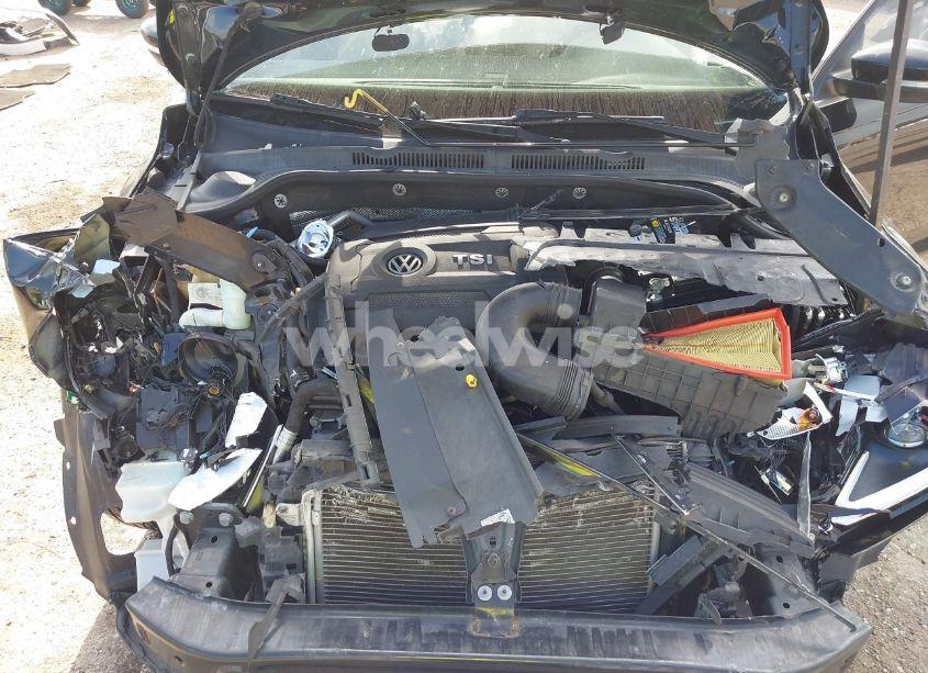 Photo 10 of 2016 Volkswagen Jetta 1.8T SEL (VIN 3VWL07AJ2GM259395)