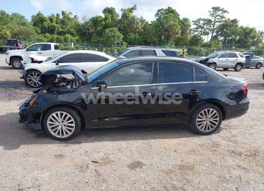 Photo 14 of 2016 Volkswagen Jetta 1.8T SEL (VIN 3VWL07AJ2GM259395)