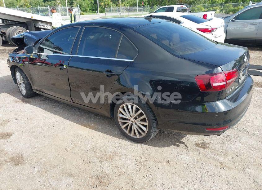 Photo 3 of 2016 Volkswagen Jetta 1.8T SEL (VIN 3VWL07AJ2GM259395)