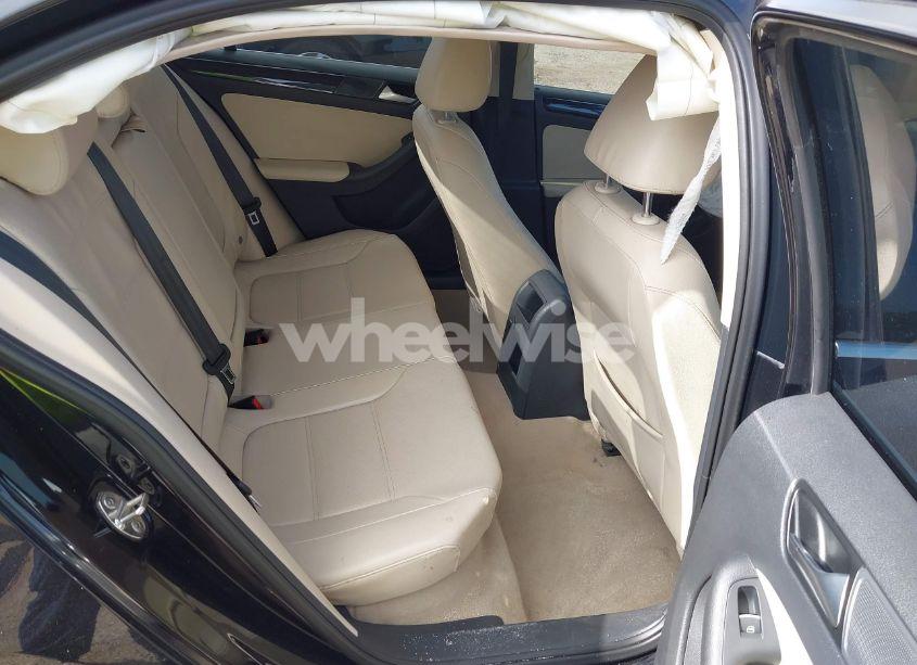 Photo 8 of 2016 Volkswagen Jetta 1.8T SEL (VIN 3VWL07AJ2GM259395)