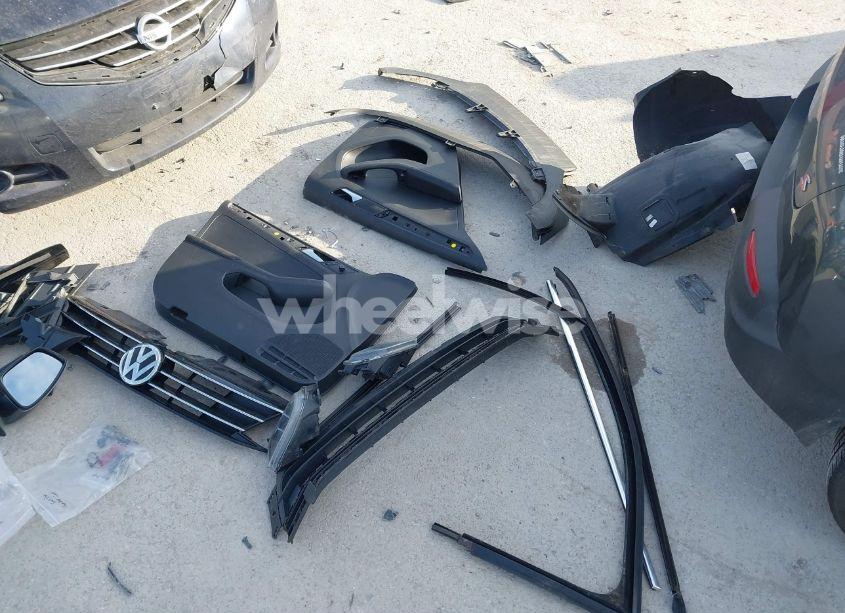 Photo 12 of 2015 Volkswagen Jetta 1.8T SEL (VIN 3VWL07AJ3FM219163)