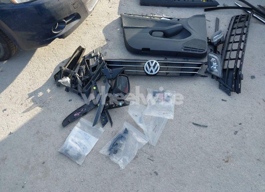 Photo 18 of 2015 Volkswagen Jetta 1.8T SEL (VIN 3VWL07AJ3FM219163)