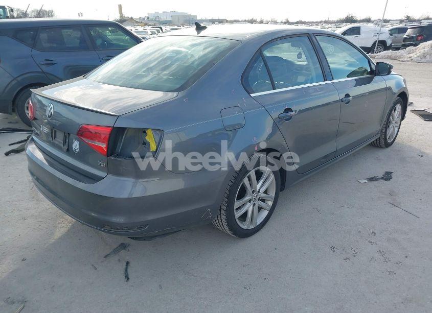 Photo 4 of 2015 Volkswagen Jetta 1.8T SEL (VIN 3VWL07AJ3FM219163)