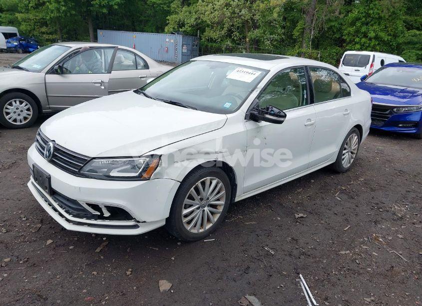 Photo 2 of 2016 Volkswagen Jetta 1.8T SEL (VIN 3VWL07AJ3GM297959)